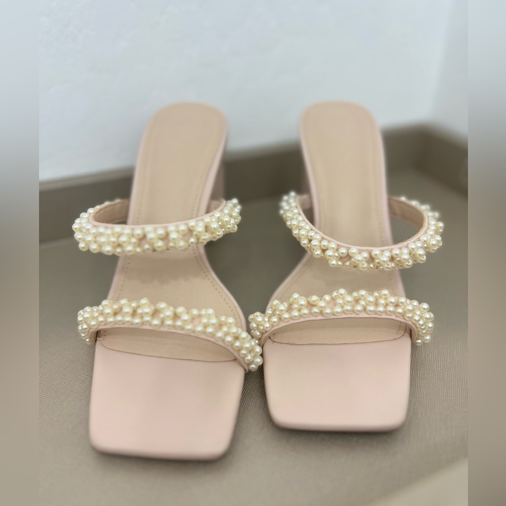 NIB pearl heels